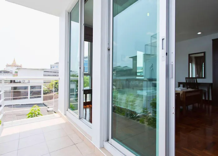 Townhouse Pk Garden Aparthotel Bangkok